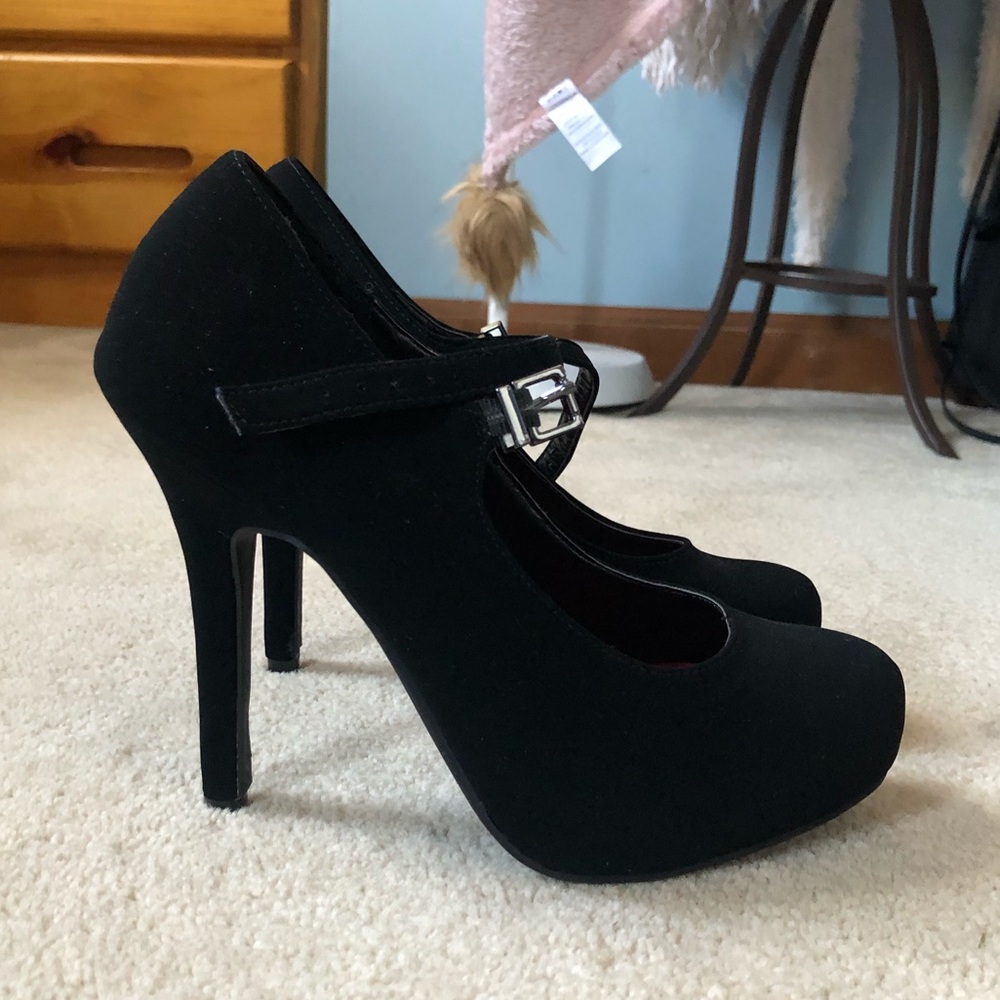 Black Heels